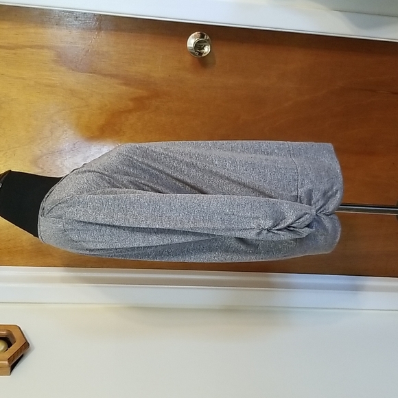 Top - Picture 4 of 5